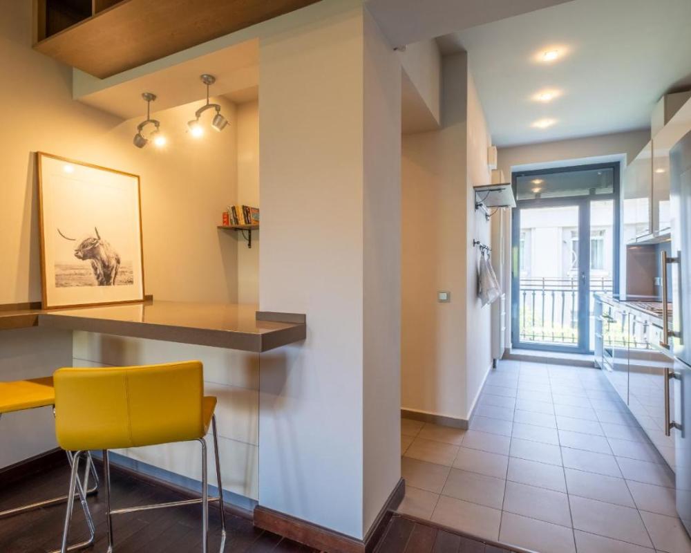 фото Modern yet Rustic Style City Centre Apt 2BR/2BTH
