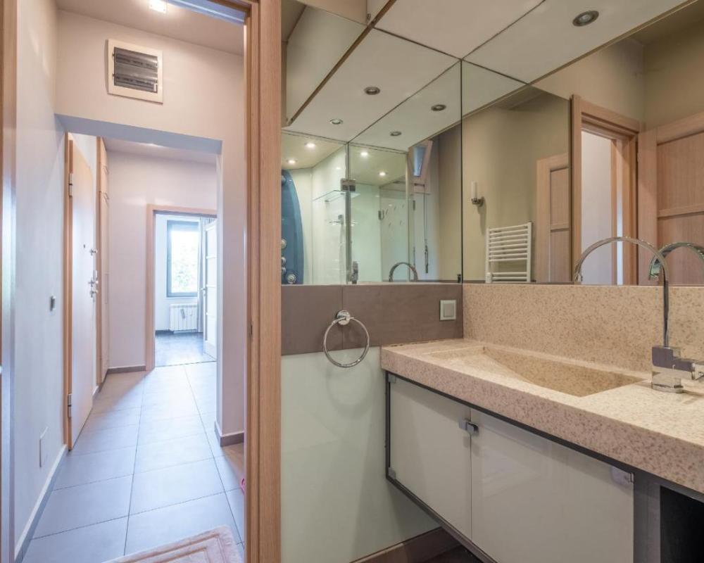 фото Modern yet Rustic Style City Centre Apt 2BR/2BTH