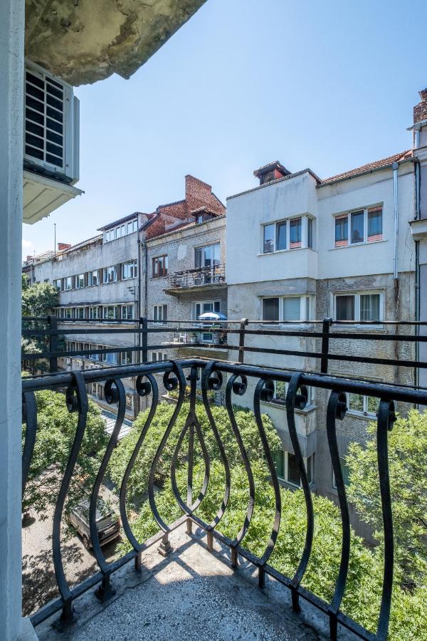 фото Modern yet Rustic Style City Centre Apt 2BR/2BTH