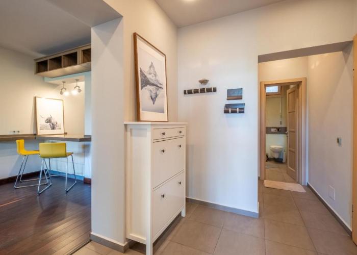 Modern yet Rustic Style City Centre Apt 2BR/2BTH