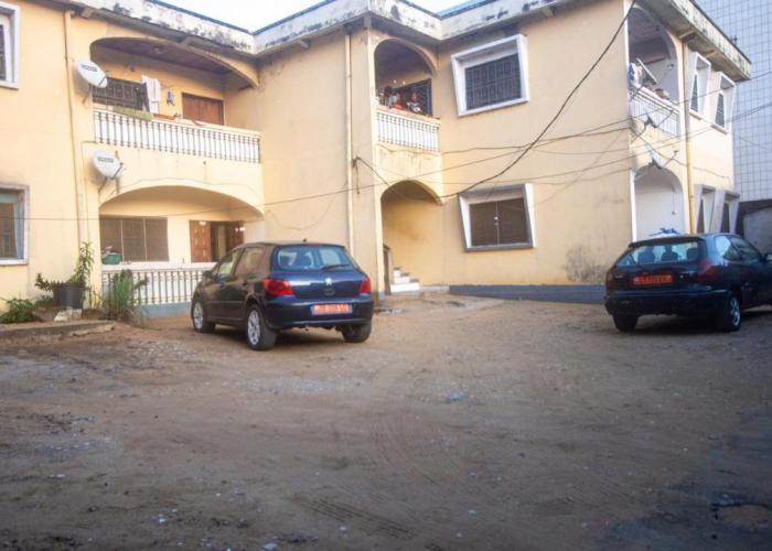Chic appartement au cœur de Douala Bonamoussadi