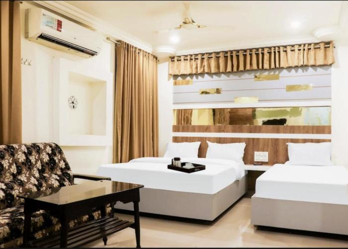 Hotel Menaka