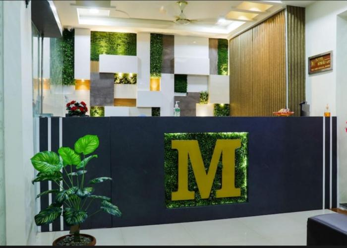 Hotel Menaka