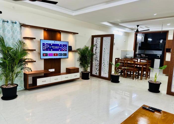TrueLife Homestays - Sai Nivas - 3BHK AC Apartments for group of families - Best location - Flyover to Alipiri gate - Walk to PS4 Veg Restaurant - Modular Kitchen - Super fast WiFi - Android TV - 250 Jio Channels - Easy access to visit all Temples