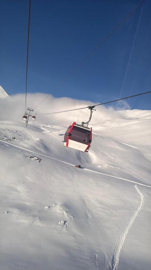 фото Marek Ski Studio 405