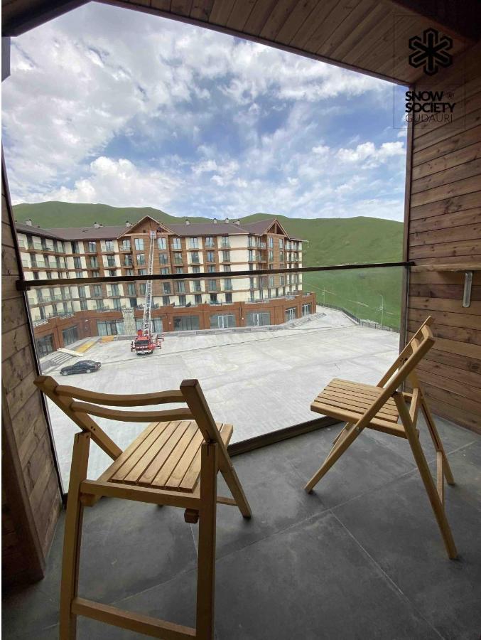 фото Marek Ski Studio 405