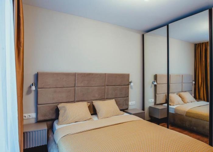 Elegant Living Apartment 1