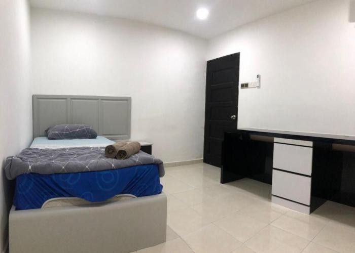 4 Bedrooms Semi D Homestay by Mr Homestay