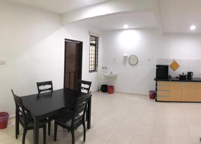 4 Bedrooms Semi D Homestay by Mr Homestay