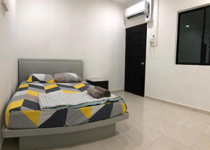 4 Bedrooms Semi D Homestay by Mr Homestay
