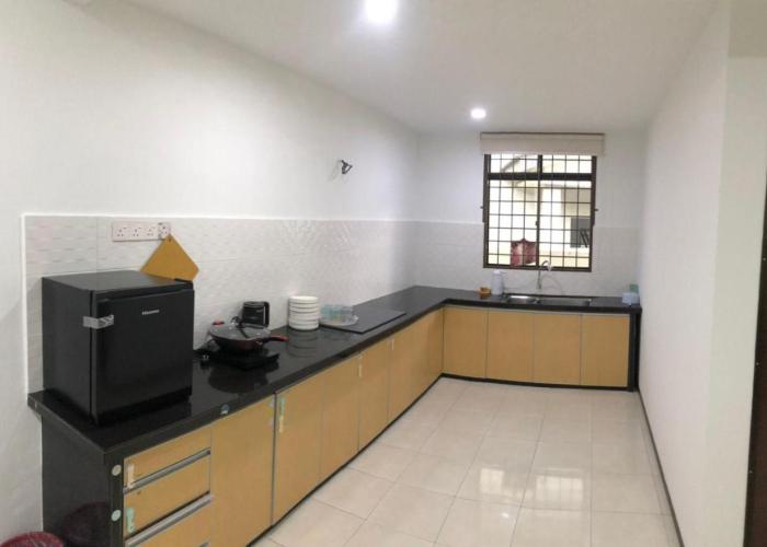 4 Bedrooms Semi D Homestay by Mr Homestay