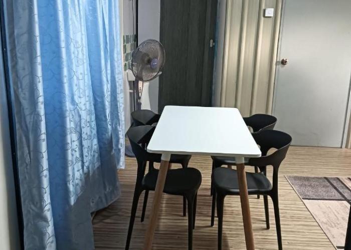 Inap Desa Hajah Yani, Kg Olak Lempit