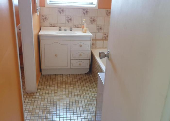 Private room with shared facilities W