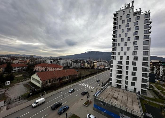 1BR Modern condo near the University