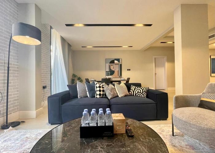 C Living - Executive - AQIQ