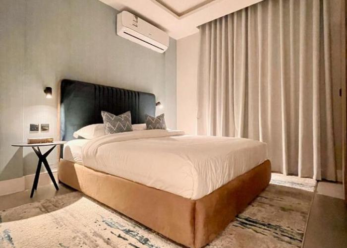 C Living - Executive - AQIQ