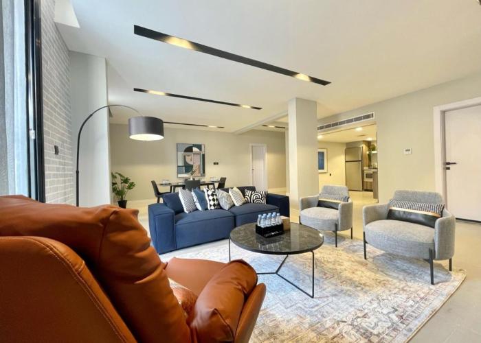 C Living - Executive - AQIQ