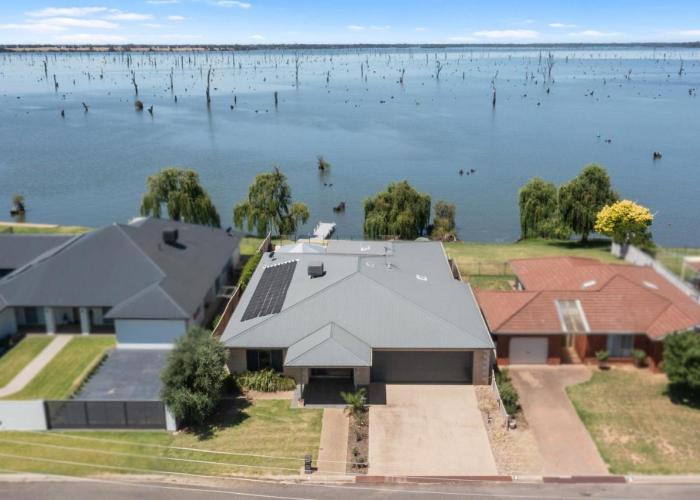 NEW - The Lakehouse on Rosemary