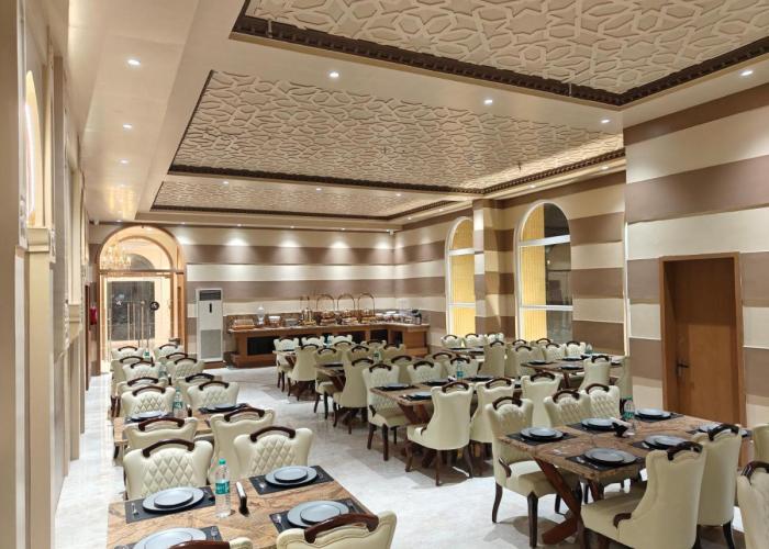 Hotel The S Crown
