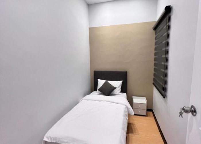 [9 TO 11 PAX] MUAR JERAM - BRIGHT INN HOMESTAY