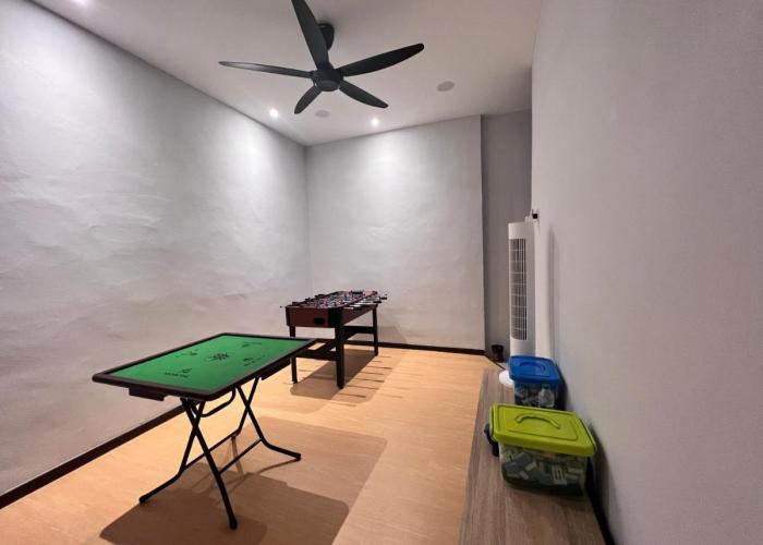 [9 TO 11 PAX] MUAR JERAM - BRIGHT INN HOMESTAY