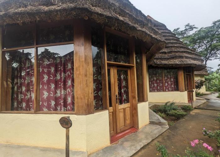 Cwmbale Eco-Safari Lodges, Restaurant and Zoo.