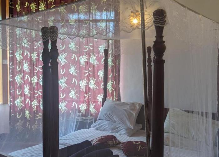 Cwmbale Eco-Safari Lodges, Restaurant and Zoo.