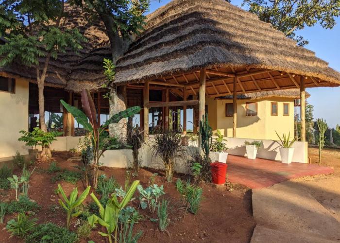 Cwmbale Eco-Safari Lodges, Restaurant and Zoo.