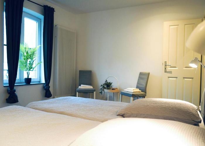 Haus im Grünen für 6 Personen-3 Schlafzimmer- 3 Bädern -Waschmaschine-große Terrasse- vollausgestattete Küche