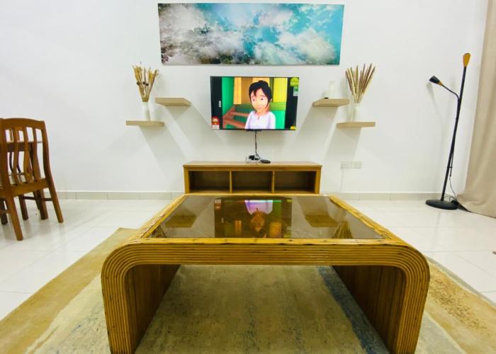 Alyn Home Kluang III Netflix WIFI Coway