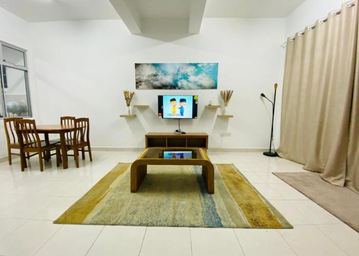 Alyn Home Kluang III Netflix WIFI Coway
