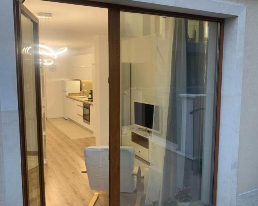 фото SOFIA CENTRAL LUXURY APARTMENT 