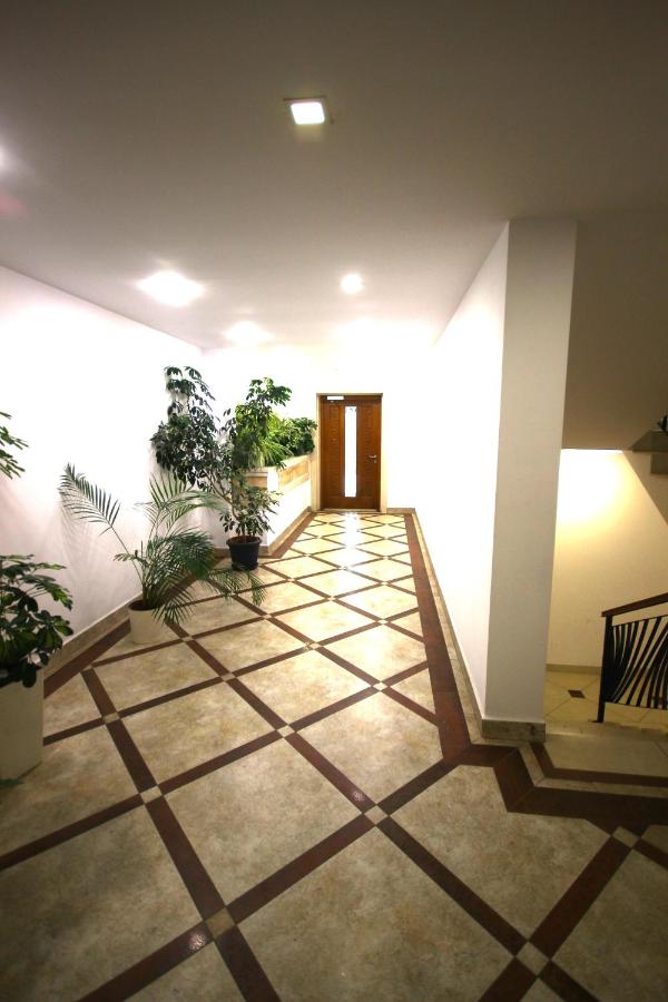 фото SOFIA CENTRAL LUXURY APARTMENT 