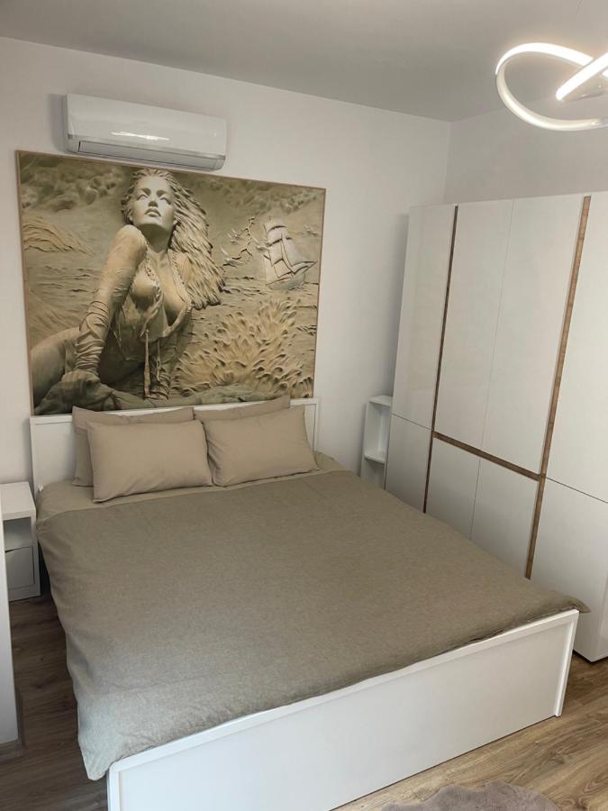 фото SOFIA CENTRAL LUXURY APARTMENT 