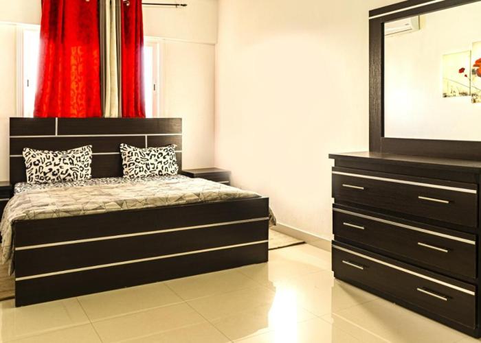 Chambres meublées Avenue Cheikh Anta Diop