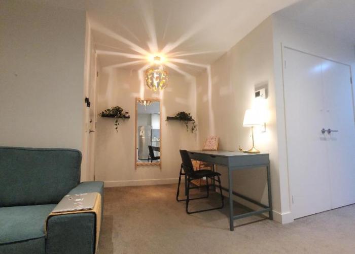 Comfy 2 bed appt in central werribee