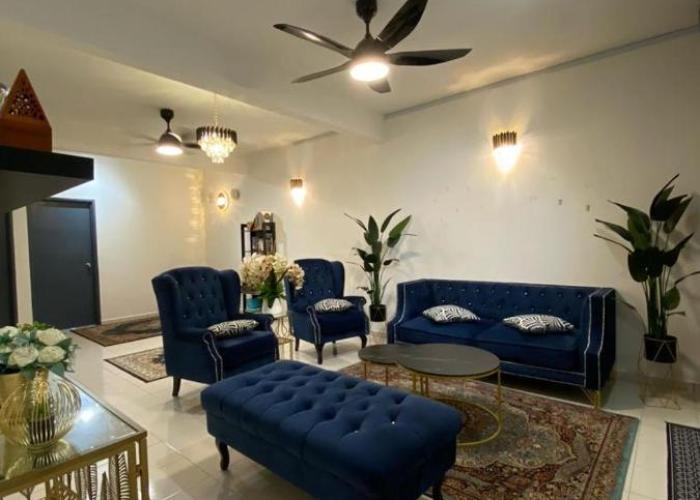 IDAMAN HOMESTAY