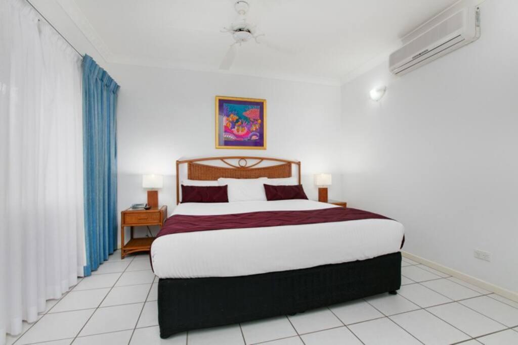 фото Absolute beachfront apartment