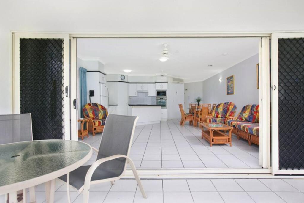 фото Absolute beachfront apartment