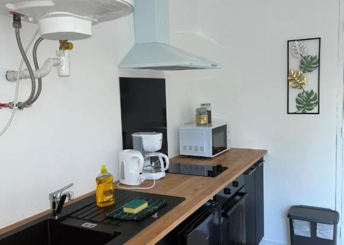 Studio tropical , vierzon , proche gare , tout confort