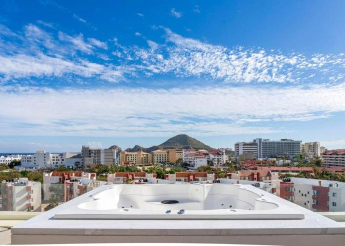 Lumina at Marea Cabo San Lucas