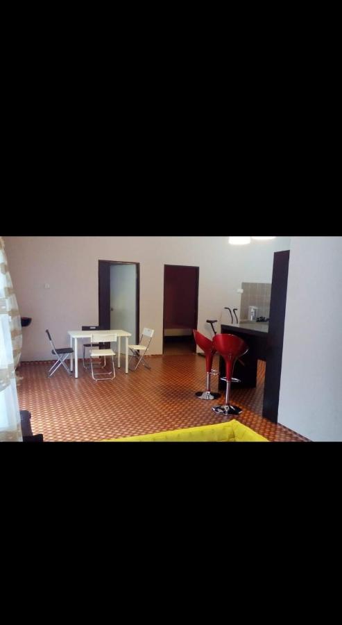 De'Lakeside musslim's homestay