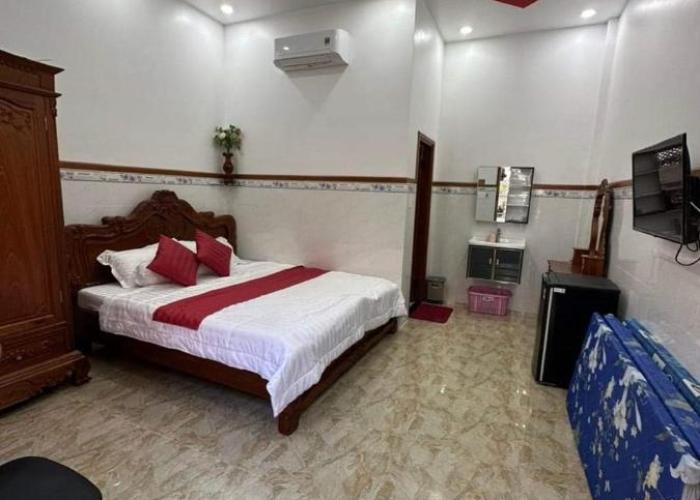 VILLA GIÓ BIỂN LAGI - Villa Gia đình 3 Phòng Ngủ, Sức chứa 8 - 20 Khách, Cách Biển Cam Bình 700m di chuyển, Sân Vườn Rộng Rãi, Tiện Nghi Nướng BBQ & Bãi Đậu Xe Ô tô Miễn Phí