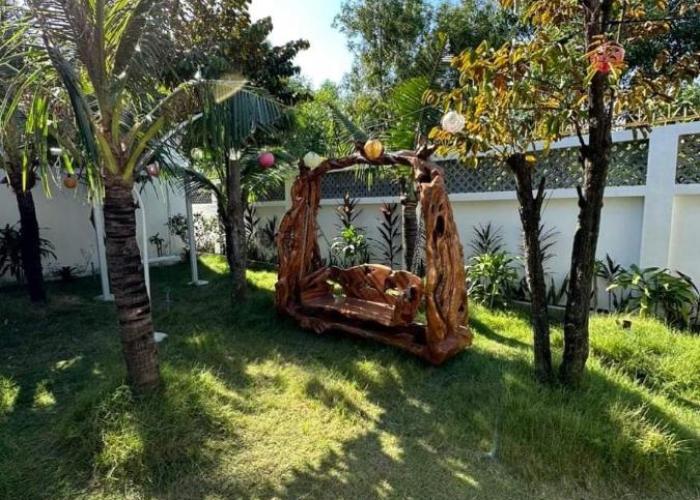VILLA GIÓ BIỂN LAGI - Villa Gia đình 3 Phòng Ngủ, Sức chứa 8 - 20 Khách, Cách Biển Cam Bình 700m di chuyển, Sân Vườn Rộng Rãi, Tiện Nghi Nướng BBQ & Bãi Đậu Xe Ô tô Miễn Phí