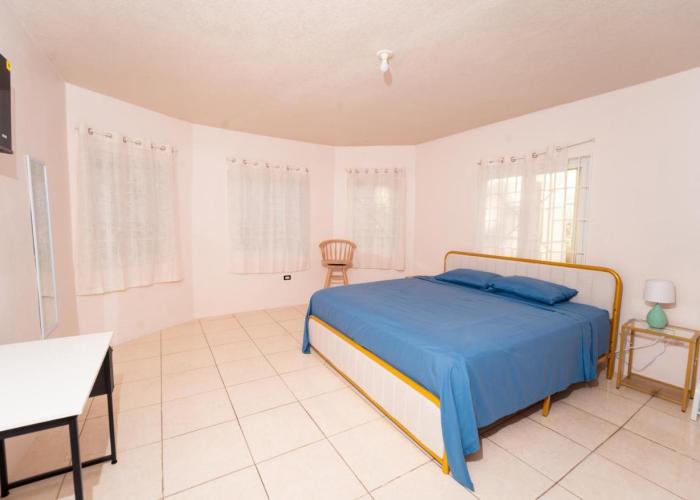 Bell Air Seaview (3 BDRM 3 BATH)