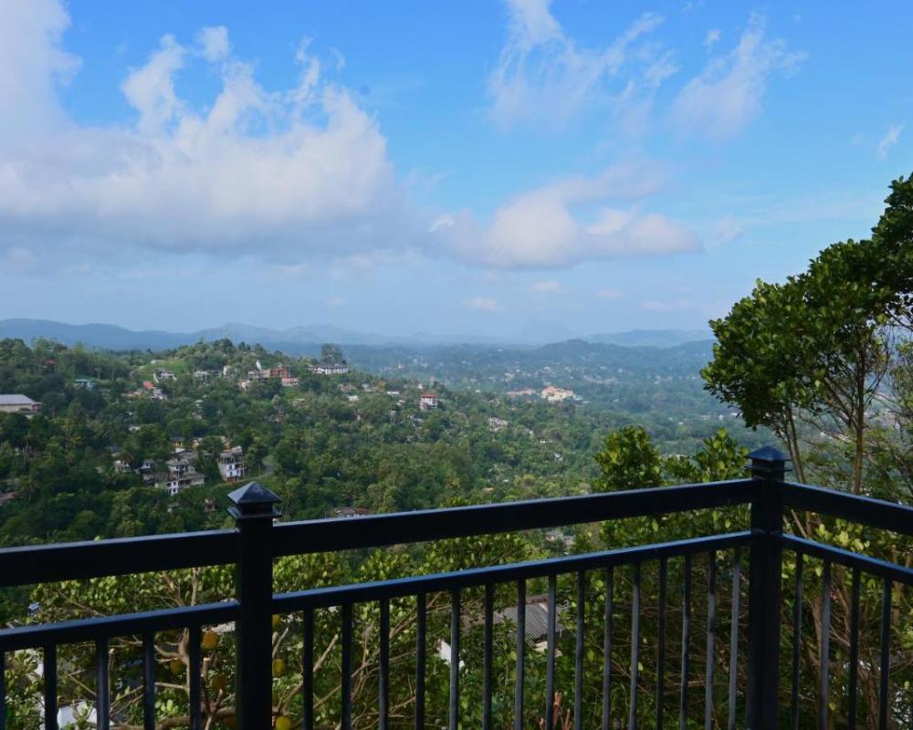 фото Eye Catch Kandy