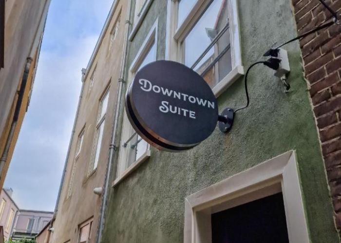 Downtown Suite