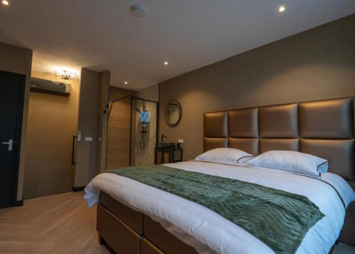 Downtown Suite