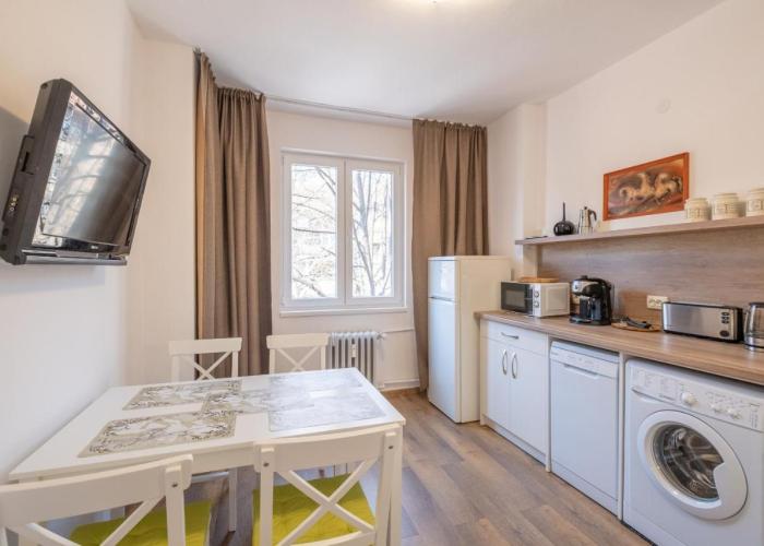 Peaceful downtown location - 2 bedroom apartment