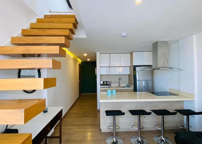 Hermoso dúplex nuevo con balcón y terraza